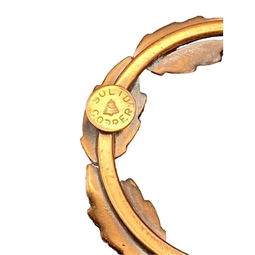 Vintage Bell Copper Solid Copper Leaf Wreath Lapel Hat Tie Pin Brooch